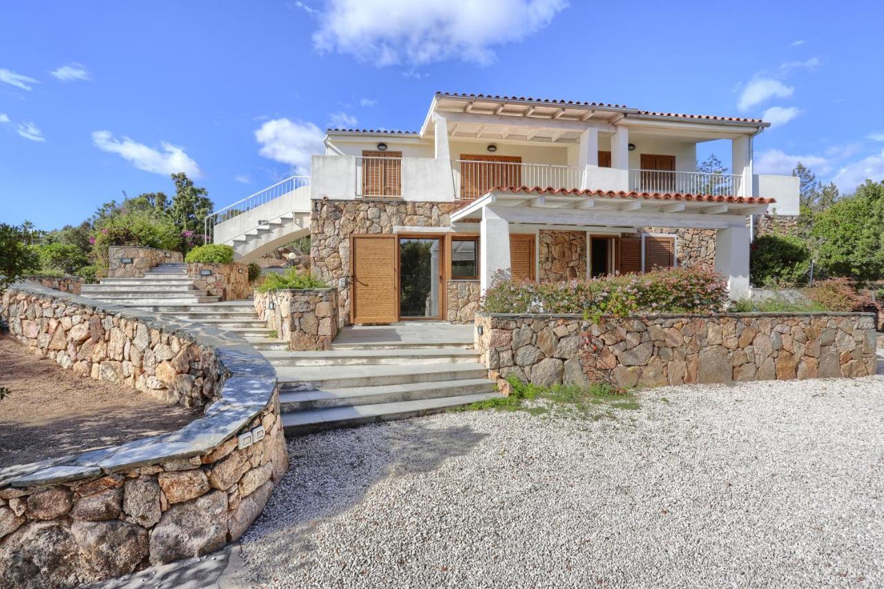 Villa Perugina by DomusAway Monte Petrosu Bagian luar foto